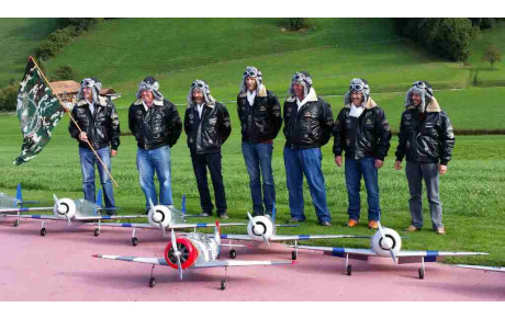 La patrouille Rigisberg de Berne présente au meeting 2016
